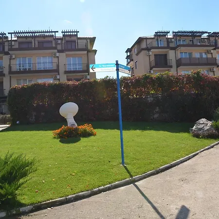 Zora Apartment *
